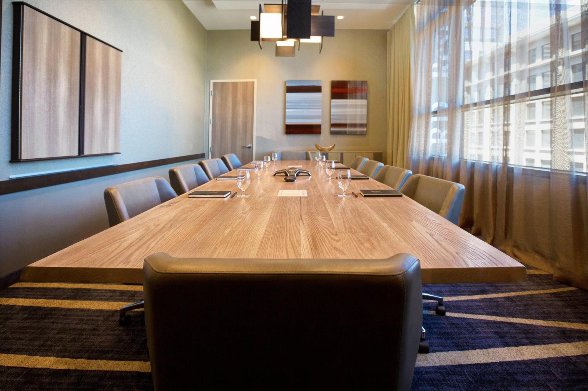 Courtyard By Marriott Phoenix Downtown Екстер'єр фото