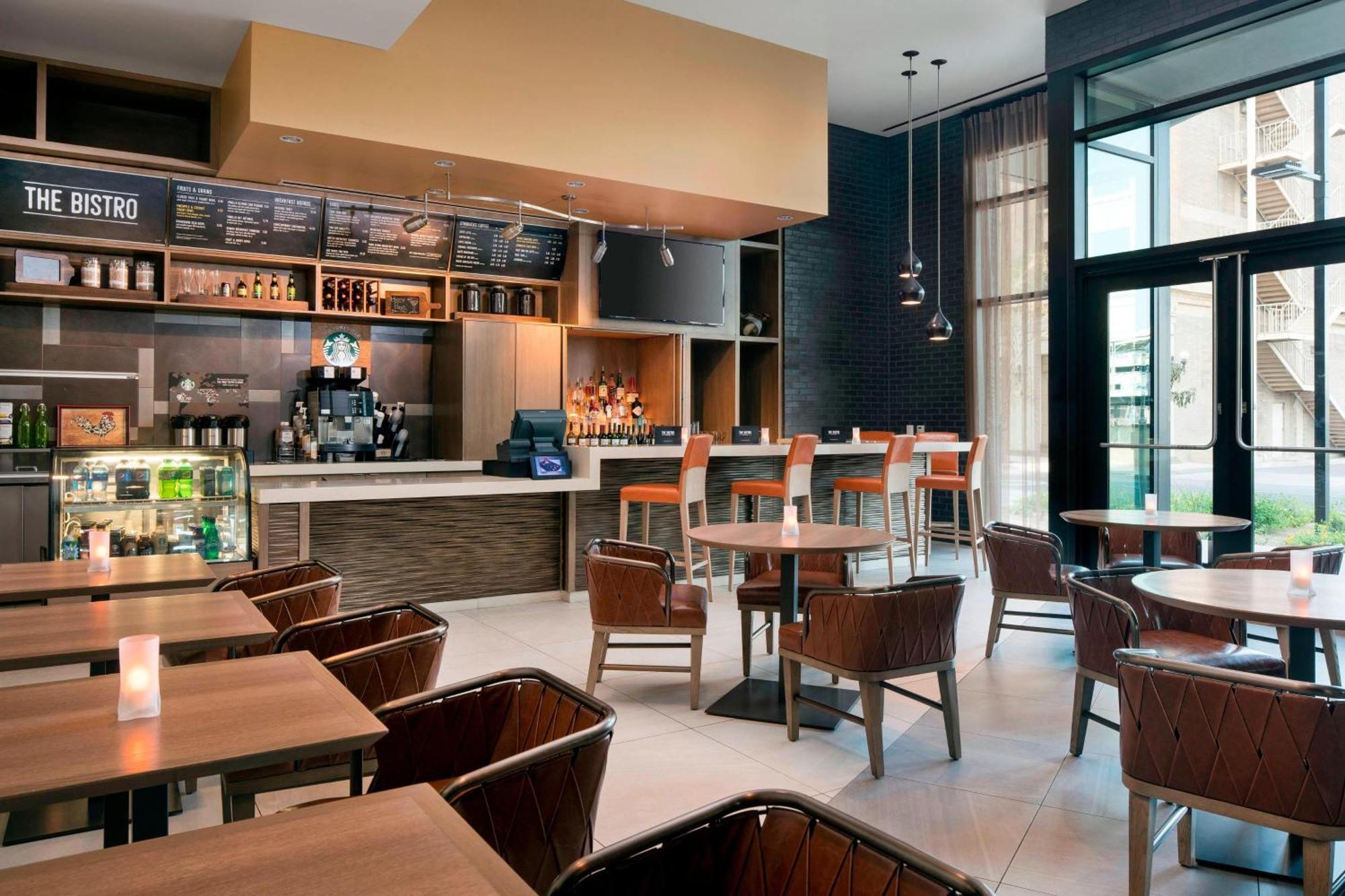 Courtyard By Marriott Phoenix Downtown Екстер'єр фото