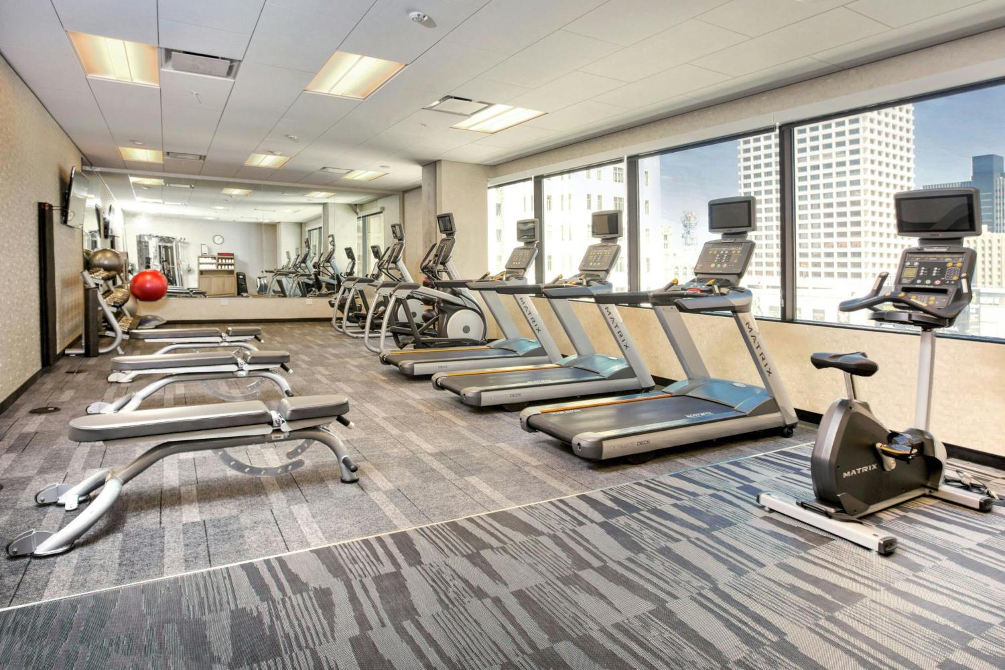 Courtyard By Marriott Phoenix Downtown Екстер'єр фото