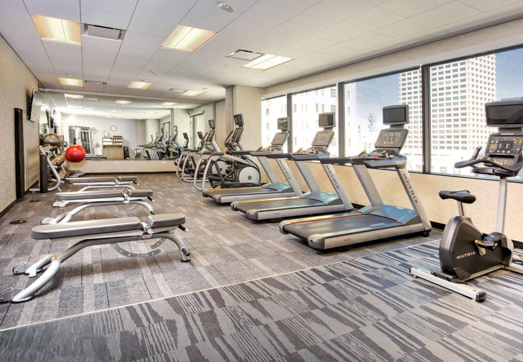 Courtyard By Marriott Phoenix Downtown Екстер'єр фото