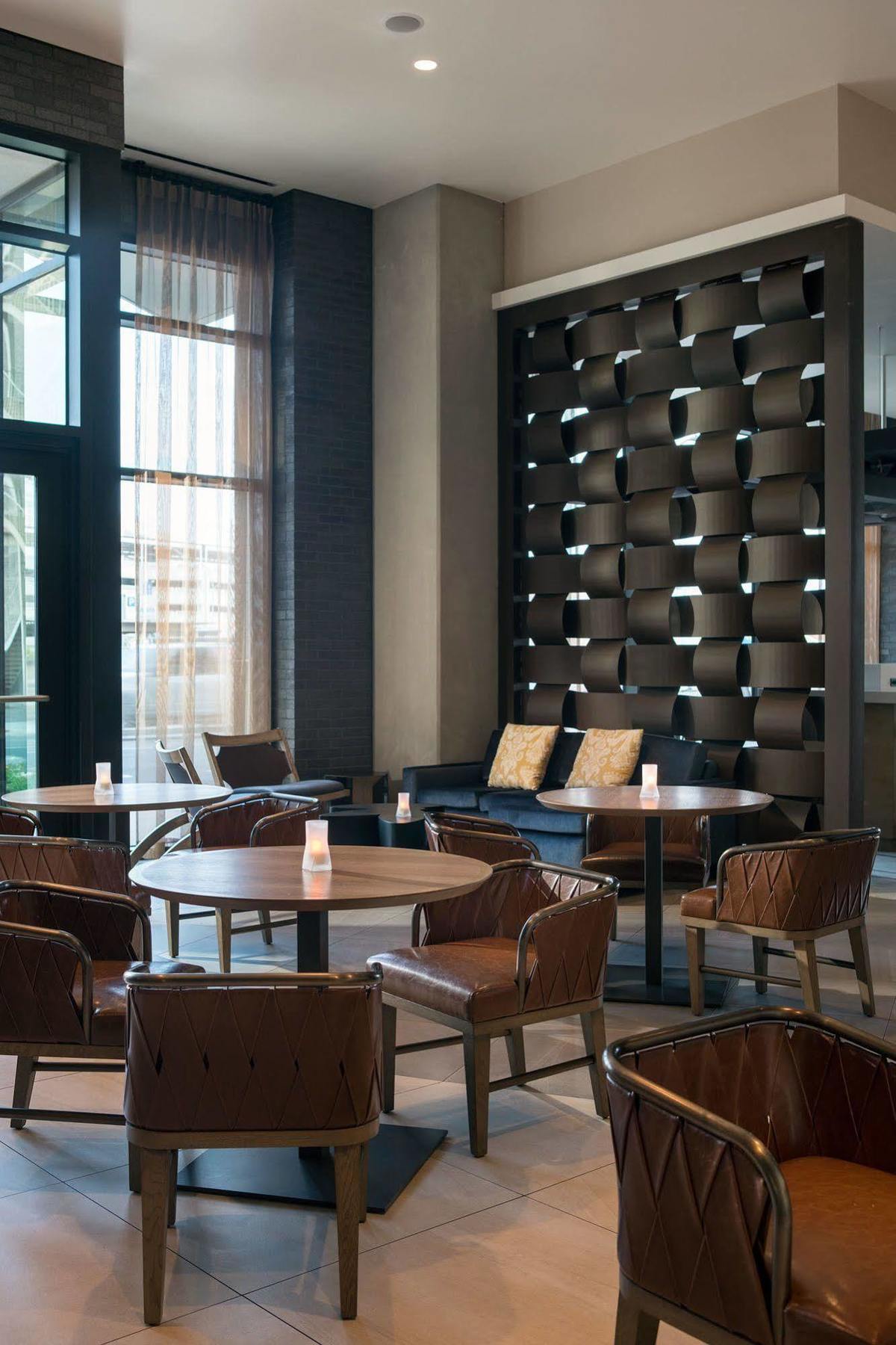 Courtyard By Marriott Phoenix Downtown Екстер'єр фото